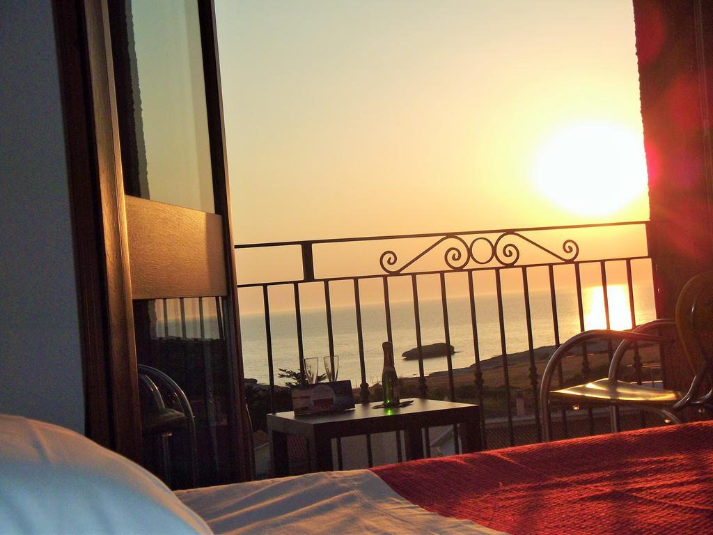 Hotel Bellavista S'Archittu Habitación foto